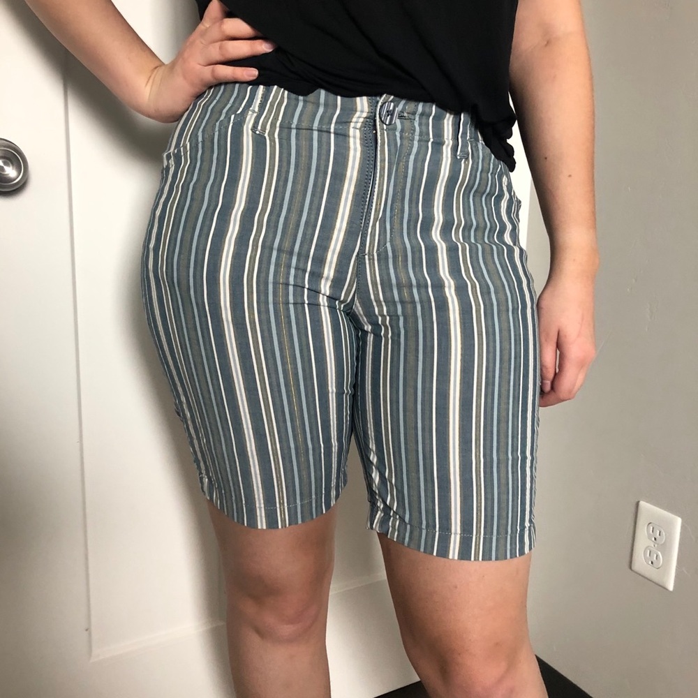Lee Blue, White and Gold Striped Bermuda Shorts